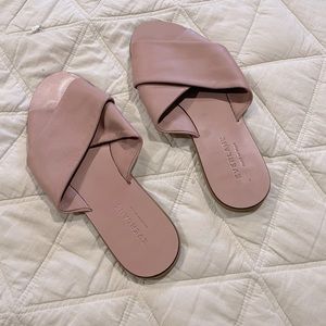 Everlane crossover sandal in pale pink size 7